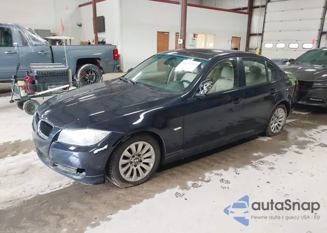 2009 BMW 328I z USA, uszkodzony, nr VIN WBAPH77529NL83020